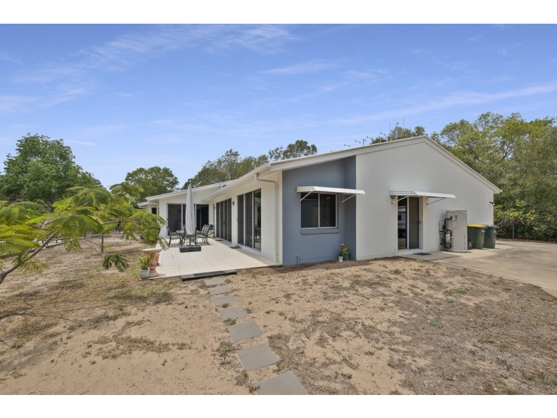 28 Kingfisher Crescent, Moore Park Beach QLD 4670