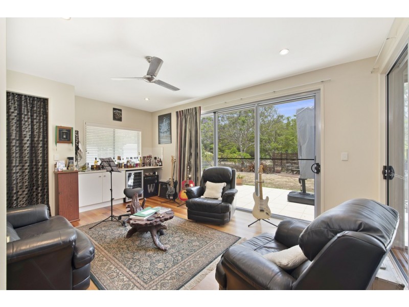 28 Kingfisher Crescent, Moore Park Beach QLD 4670