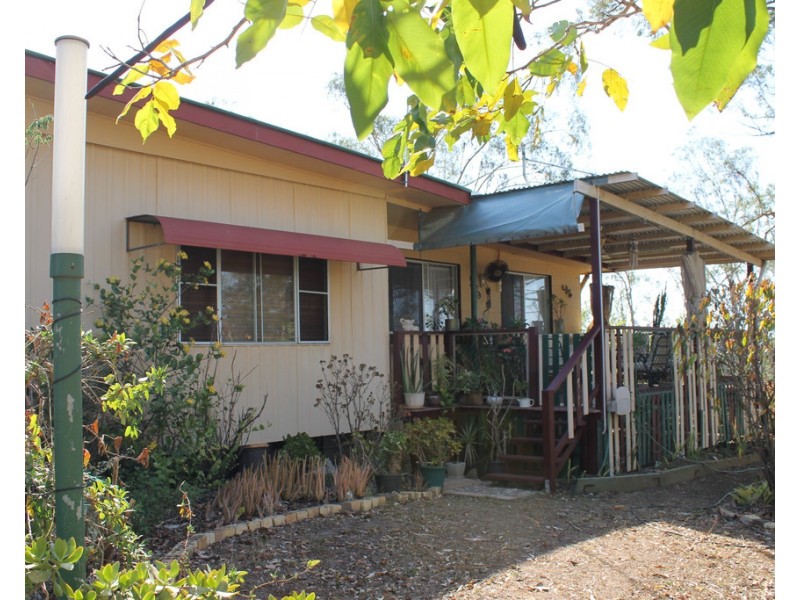 14 Station Street, Gin Gin QLD 4671