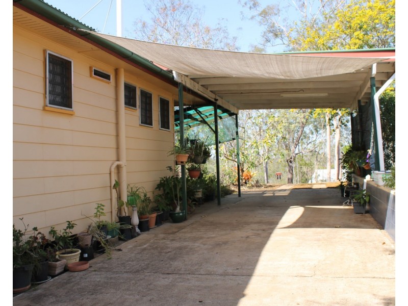 14 Station Street, Gin Gin QLD 4671