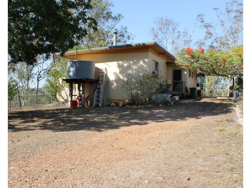 14 Station Street, Gin Gin QLD 4671