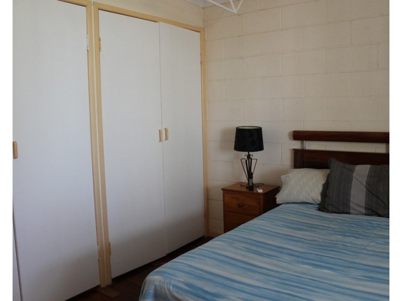 14 Station Street, Gin Gin QLD 4671