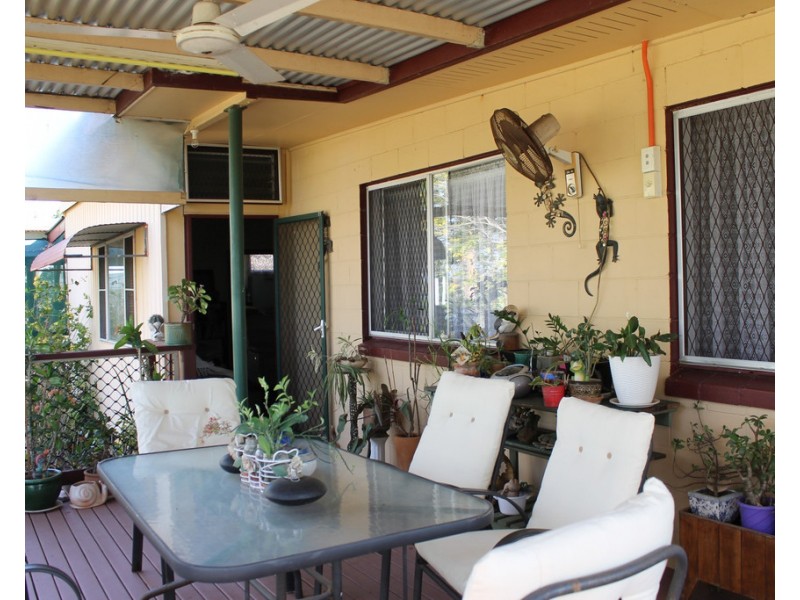 14 Station Street, Gin Gin QLD 4671