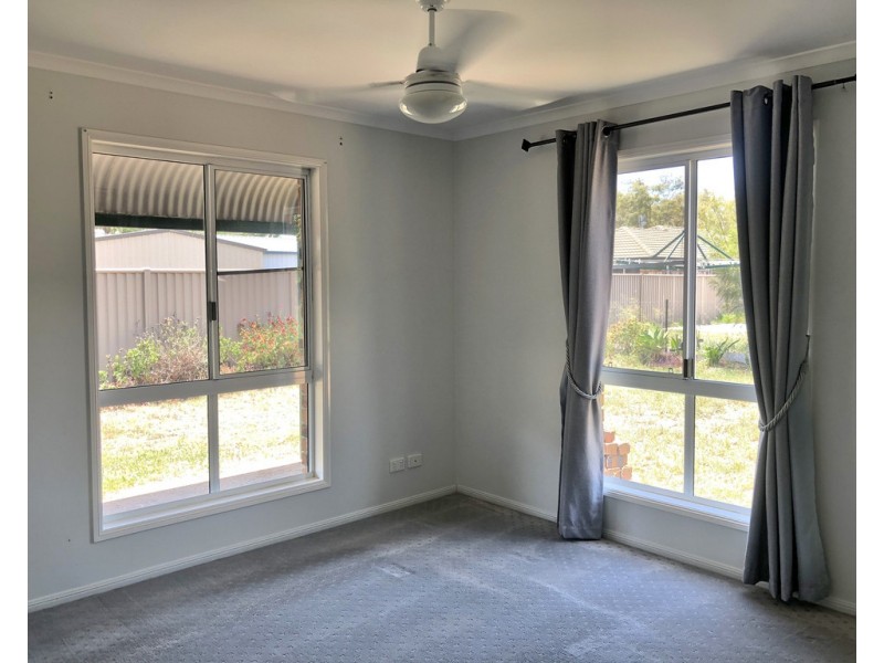 63 Moore Park Road, Moore Park Beach QLD 4670