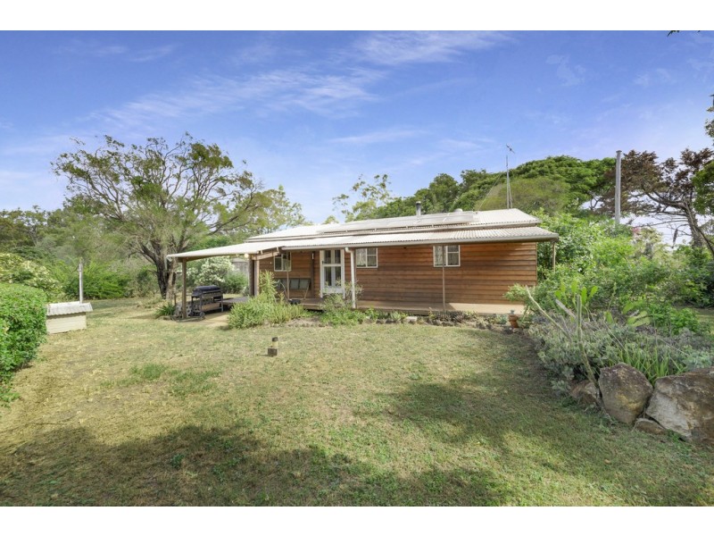 95 Crosswells Road, Pine Creek QLD 4670