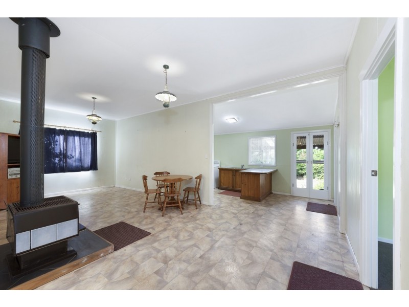 95 Crosswells Road, Pine Creek QLD 4670
