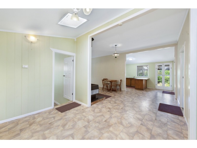 95 Crosswells Road, Pine Creek QLD 4670