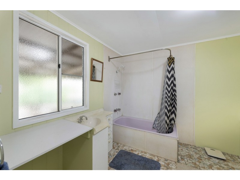 95 Crosswells Road, Pine Creek QLD 4670