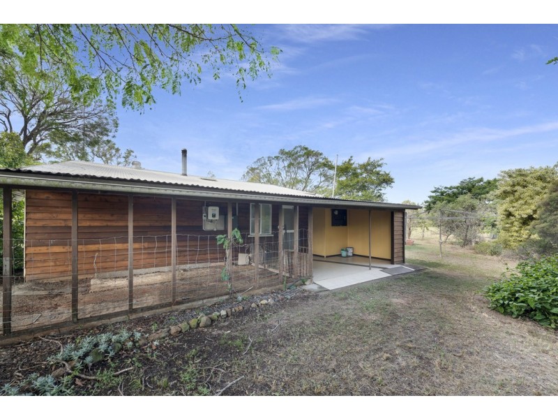 95 Crosswells Road, Pine Creek QLD 4670