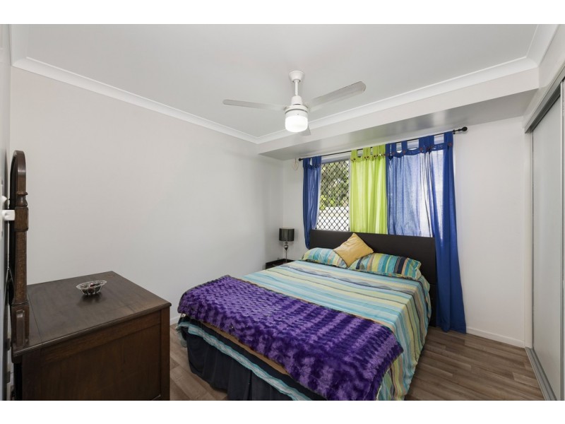 7 Ocean Court, Moore Park Beach QLD 4670