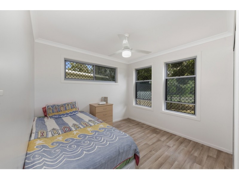 7 Ocean Court, Moore Park Beach QLD 4670