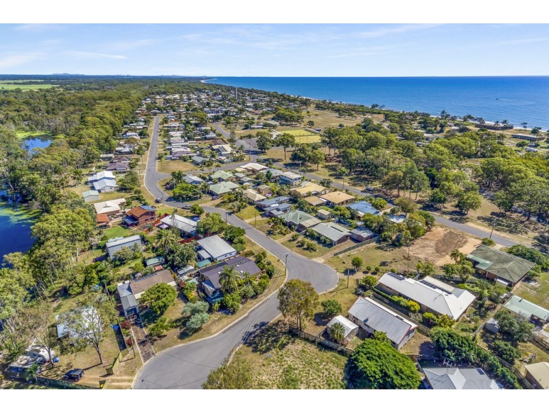 5 Orchid Drive, Moore Park Beach QLD 4670