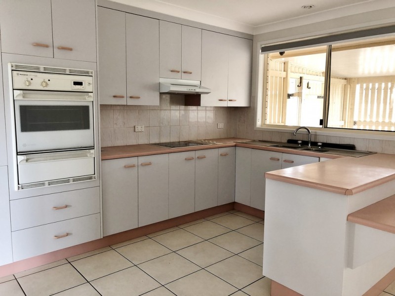 26 Berghofer Drive, Kepnock QLD 4670