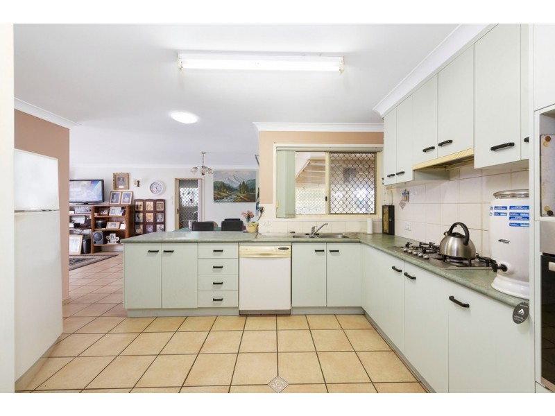 8 Mooney Court, Norville QLD 4670