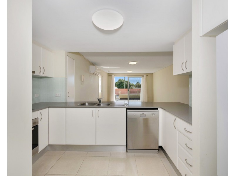 5/5 Whalley Street, Bargara QLD 4670