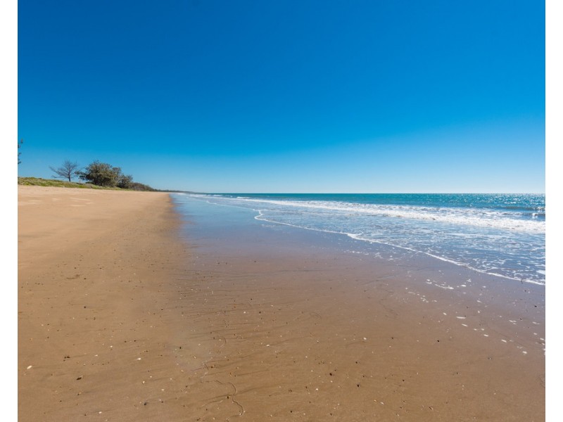 22 Lagoon Drive, Moore Park Beach QLD 4670