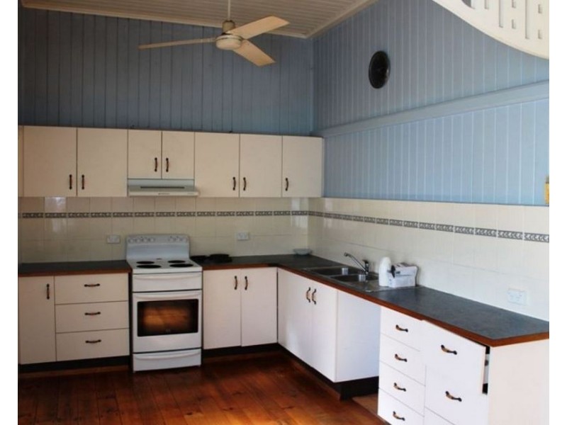 23 Gavin Street, Bundaberg North QLD 4670