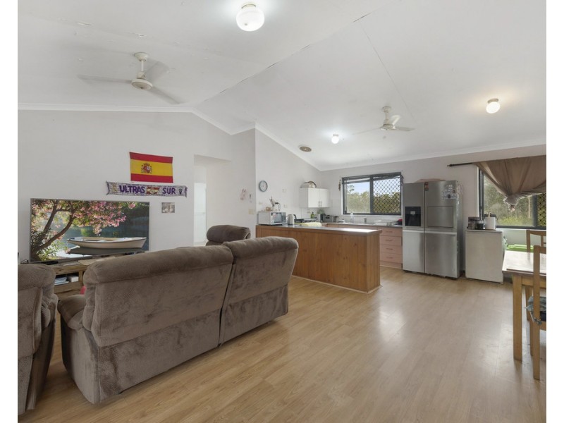 32 Billabong Way, Bucca QLD 4670