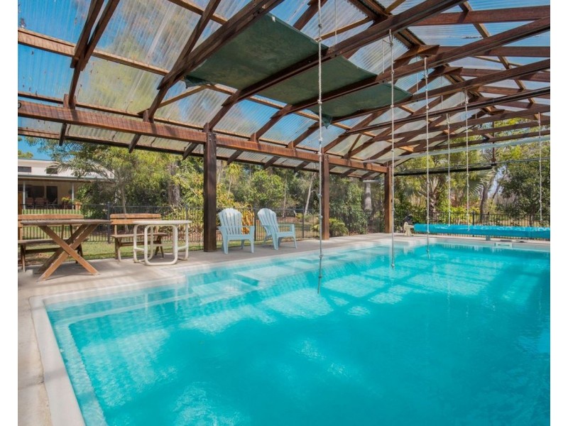 230 Lindy Drive, Rules Beach QLD 4674