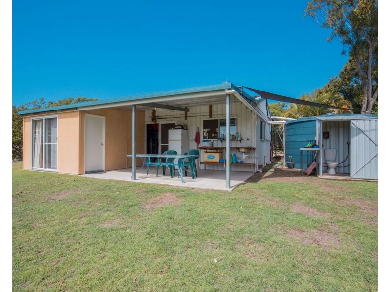 230 Lindy Drive, Rules Beach QLD 4674