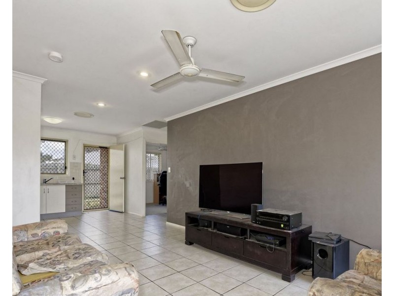 2/93 Woondooma Street, Bundaberg West QLD 4670