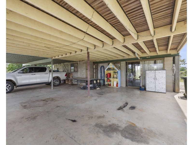 133 Hairs Road, Bungadoo QLD 4671