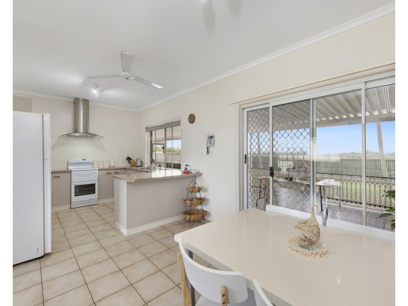10 Camilleri Court, Elliott Heads QLD 4670