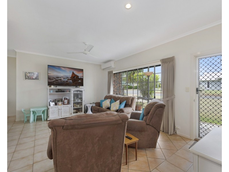 10 Camilleri Court, Elliott Heads QLD 4670