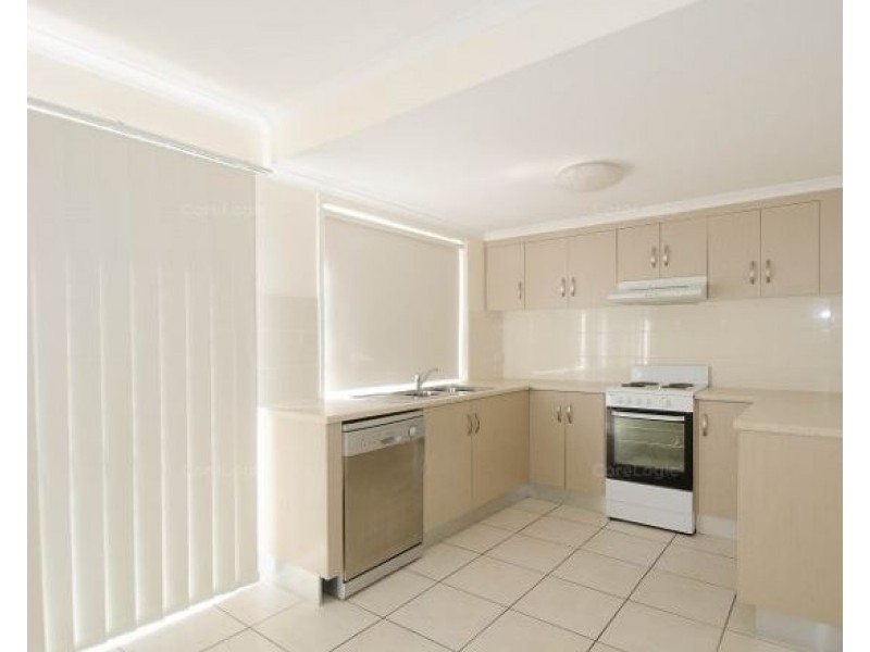 4/1 Normanby Square, Bundaberg South QLD 4670