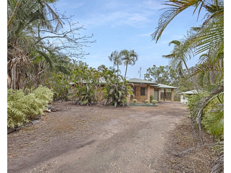 42 Pleasant Drive, Sharon QLD 4670