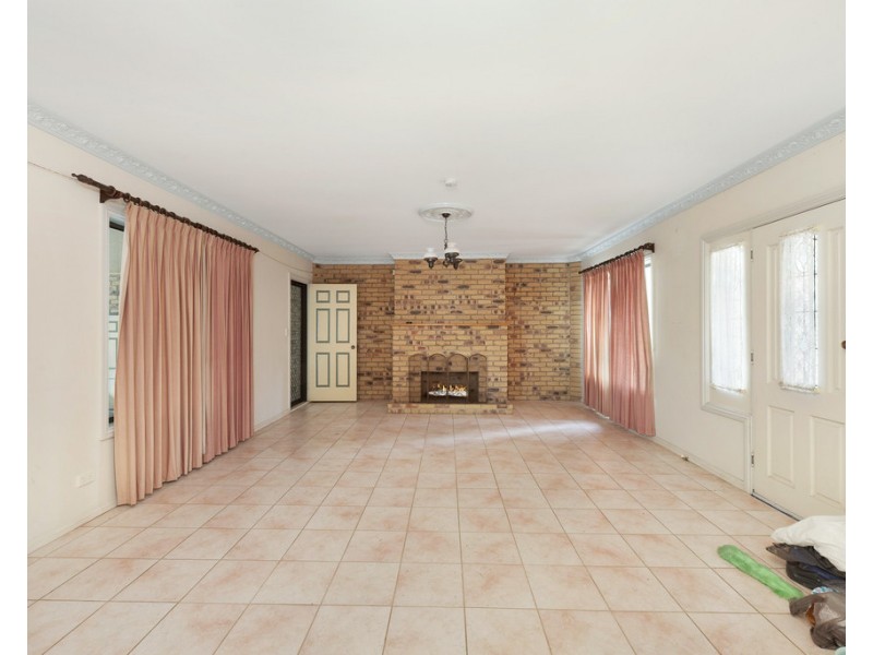 42 Pleasant Drive, Sharon QLD 4670