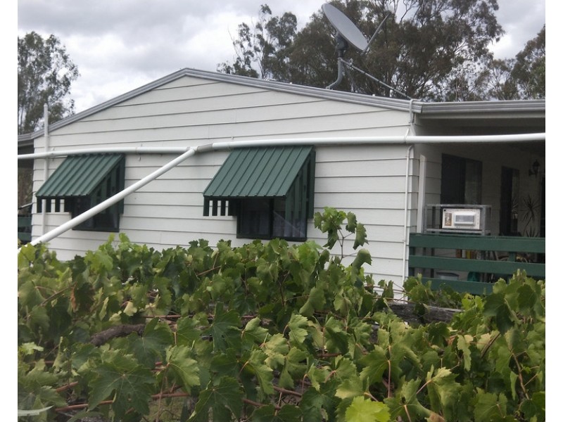 44 Stronachs Road, Horse Camp QLD 4671