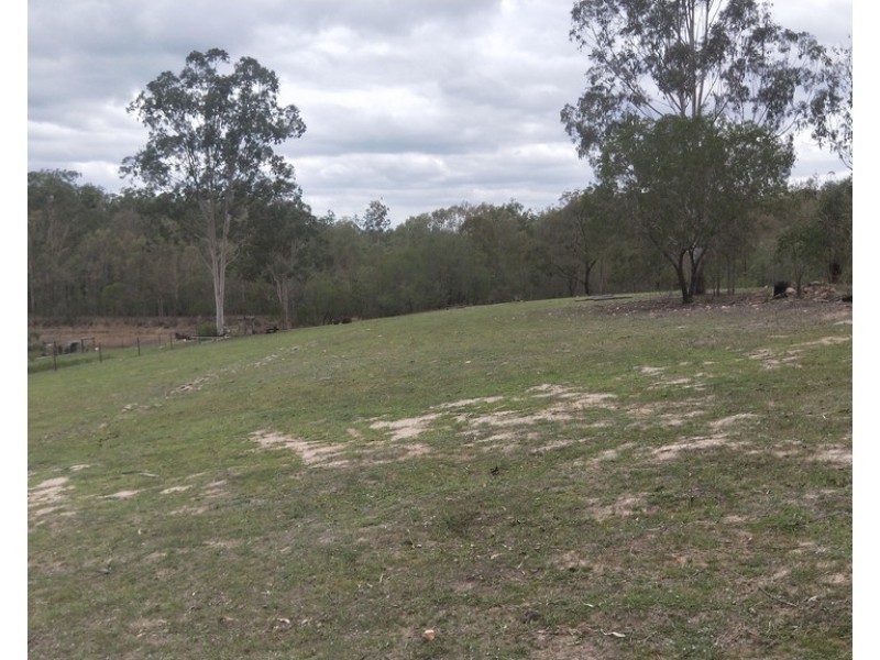 44 Stronachs Road, Horse Camp QLD 4671