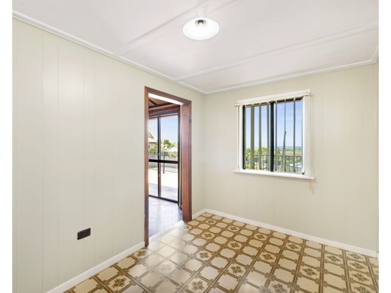 3 Heathwood Crescent, Qunaba QLD 4670