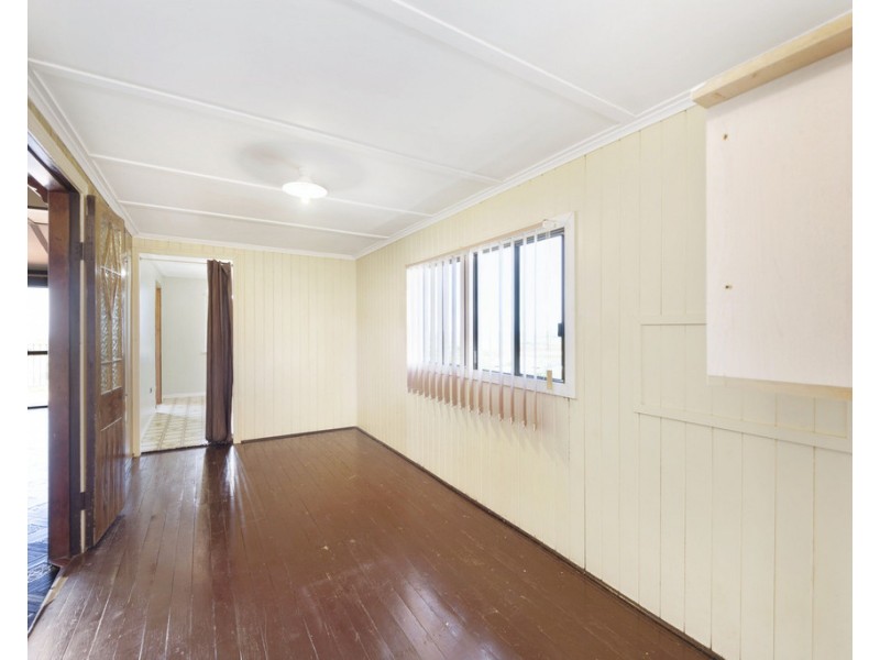 3 Heathwood Crescent, Qunaba QLD 4670
