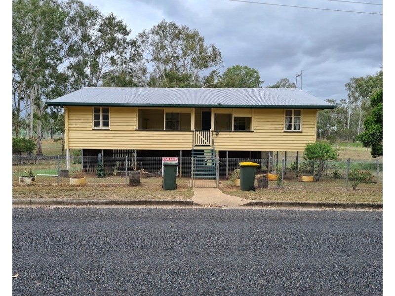 4 Albany Street, Tirroan QLD 4671