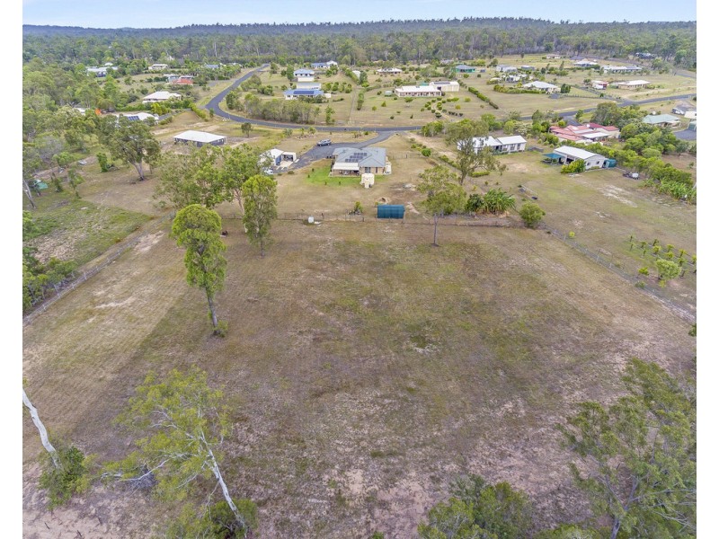 27 Yalla Lane, Redridge QLD 4660