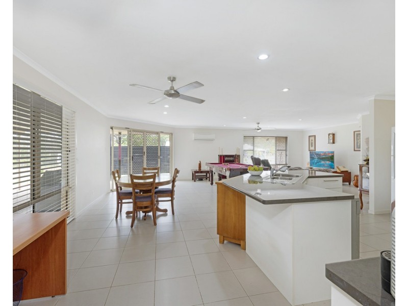 27 Yalla Lane, Redridge QLD 4660