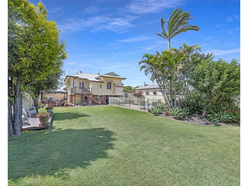 17 Skyring Street, Bundaberg East QLD 4670