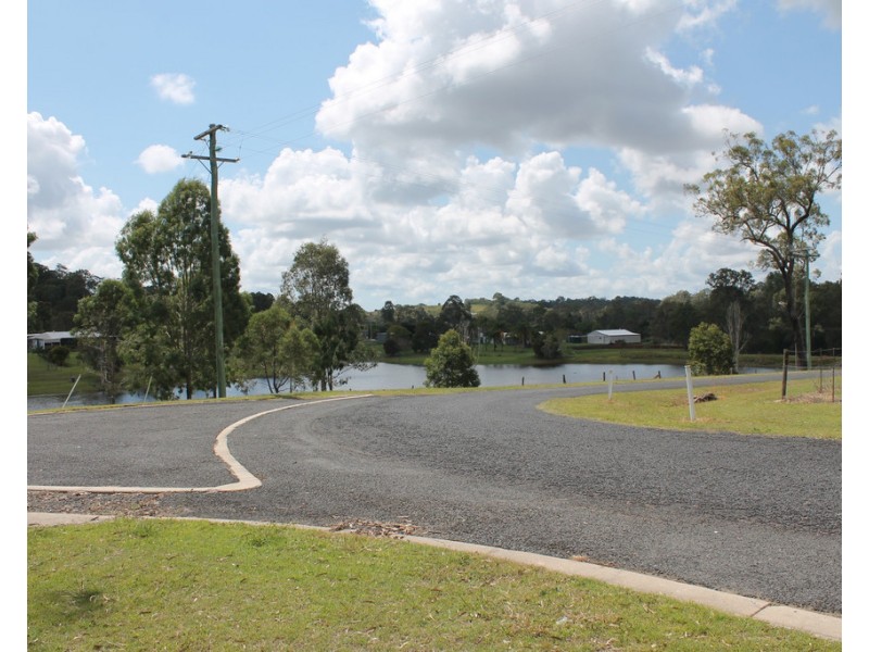 1 Lister Street, Apple Tree Creek QLD 4660