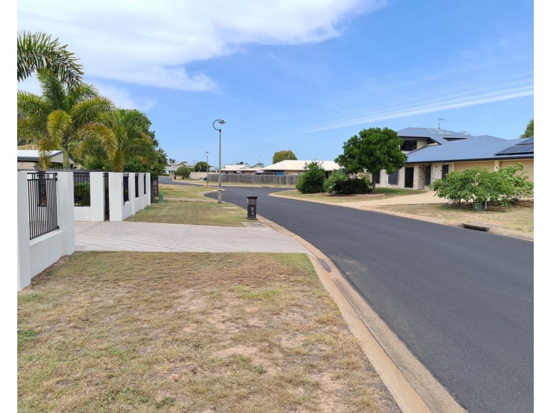 50 Acacia Street, Moore Park Beach QLD 4670