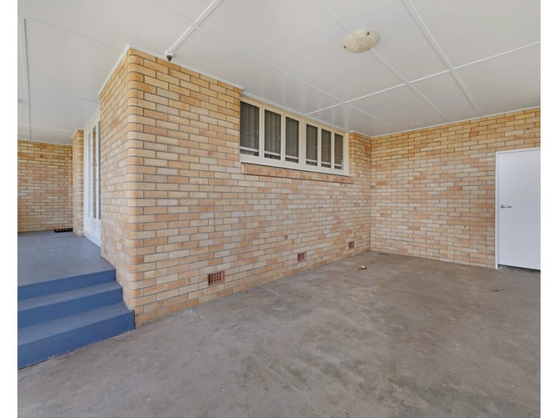 8 Fagg Street, Bundaberg North QLD 4670