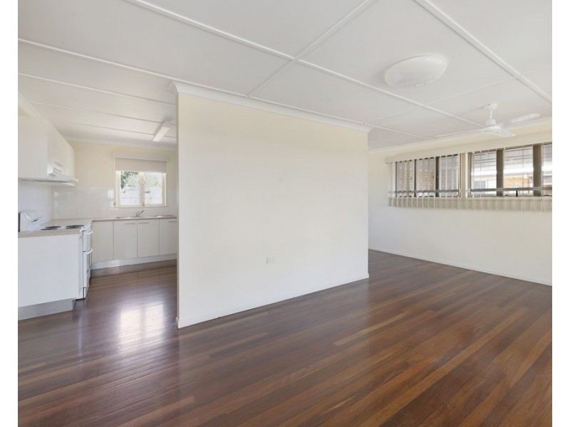 8 Fagg Street, Bundaberg North QLD 4670