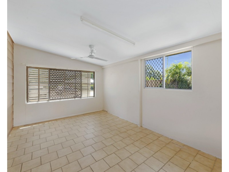 22 Cameron Street, Bundaberg North QLD 4670