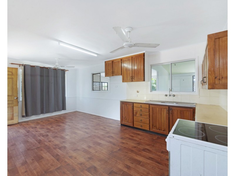 22 Cameron Street, Bundaberg North QLD 4670