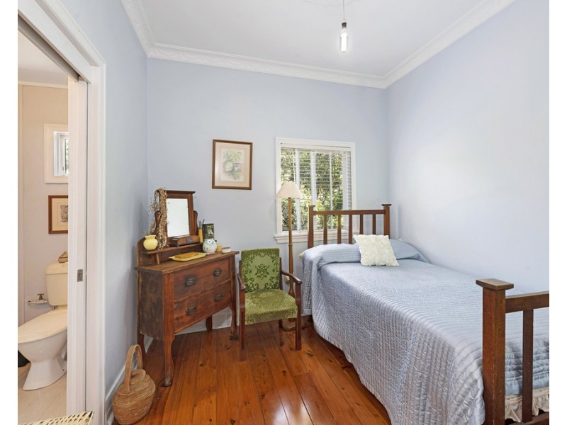 18 Heathwood Crescent, Qunaba QLD 4670