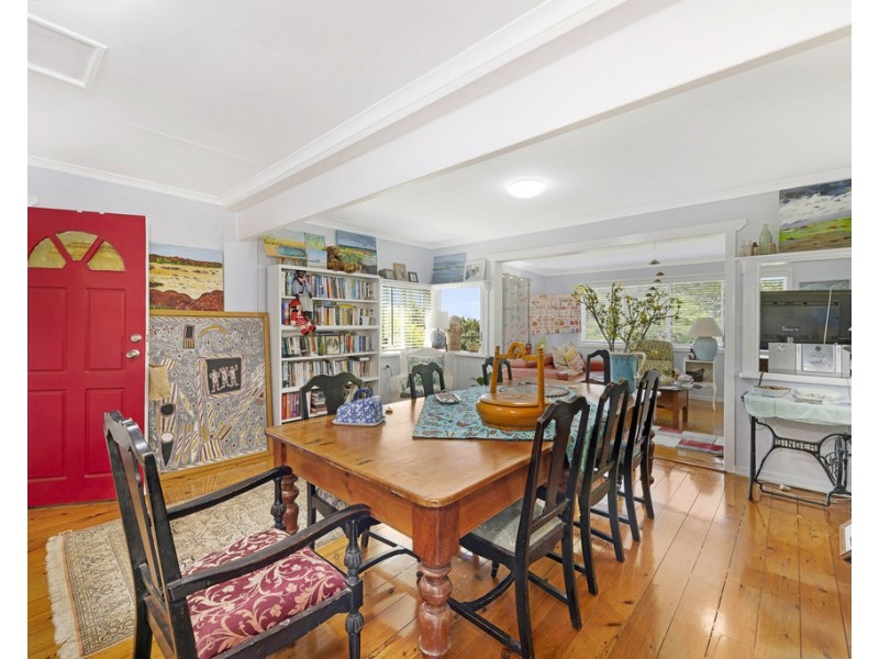 18 Heathwood Crescent, Qunaba QLD 4670