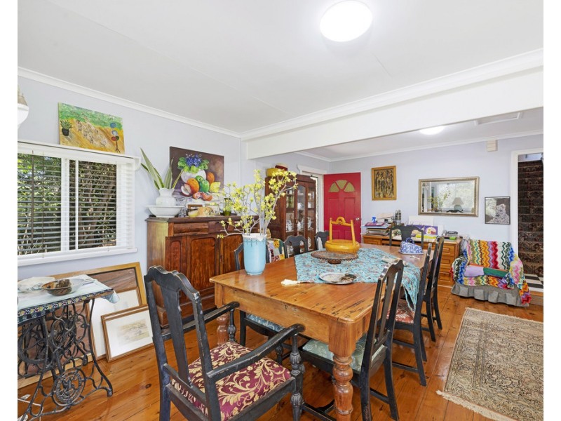 18 Heathwood Crescent, Qunaba QLD 4670