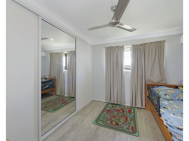 16 Wyllie Street, Thabeban QLD 4670