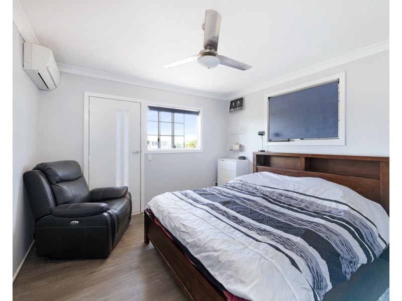 16 Wyllie Street, Thabeban QLD 4670